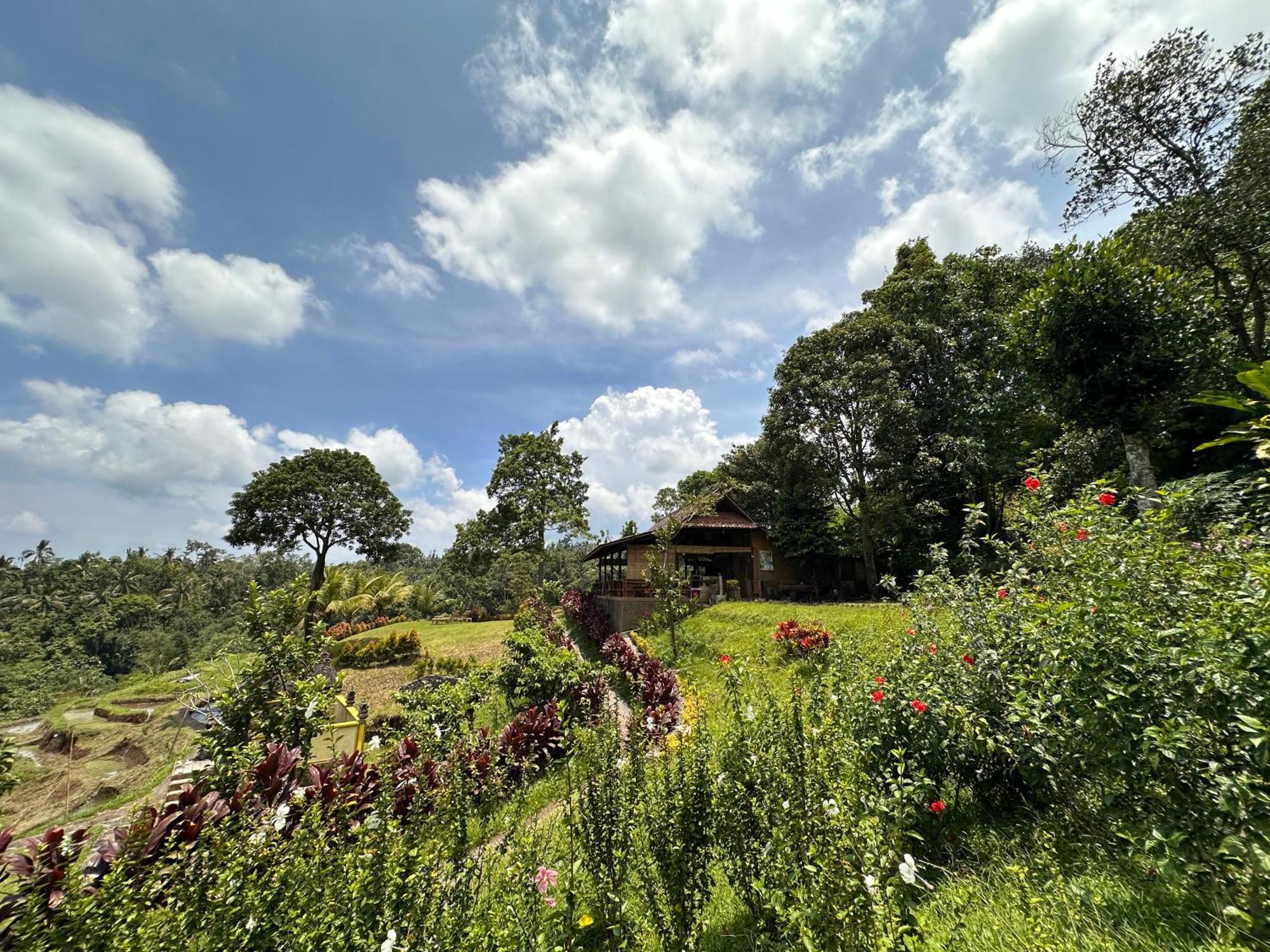 Sang Tirta Resort Penebel Εξωτερικό φωτογραφία